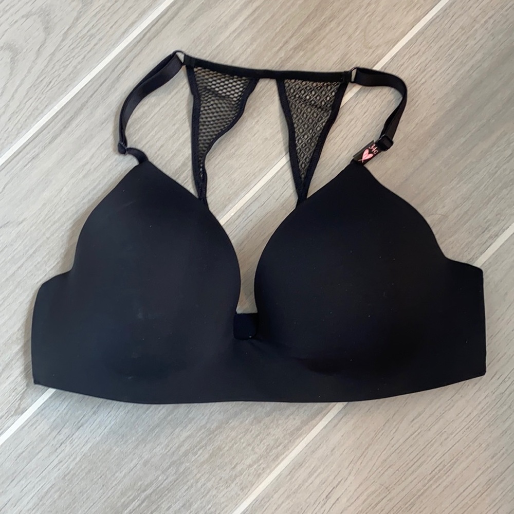 Victoria Secret t-shirt lightly lined wireless bra